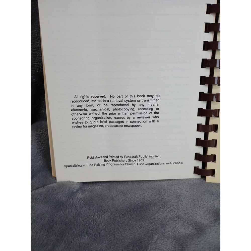 Home Builders Association Cookbook Winston-Salem‎ Auxiliary 1987 North Carolina